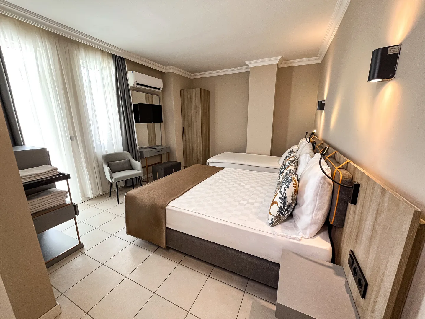 Alessia Hotel SPA Side