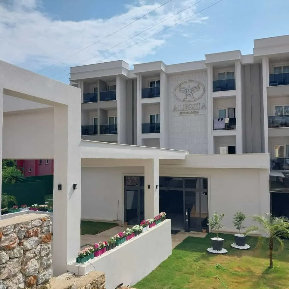 Alessia Hotel SPA Side