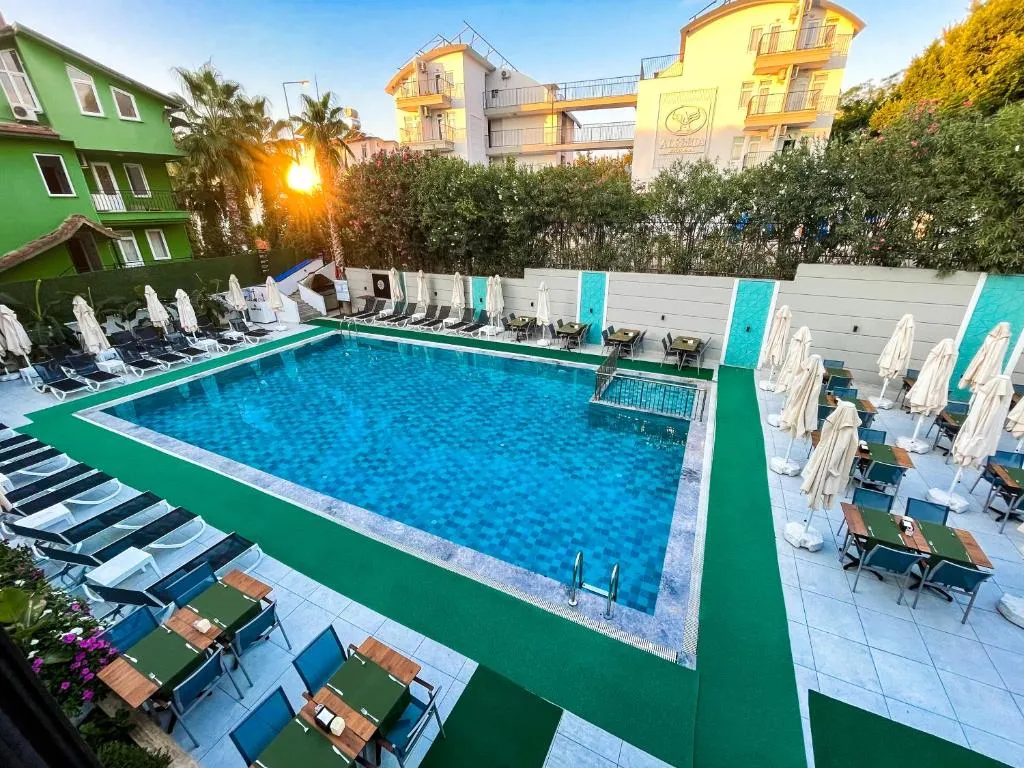 Alessia Hotel SPA Side