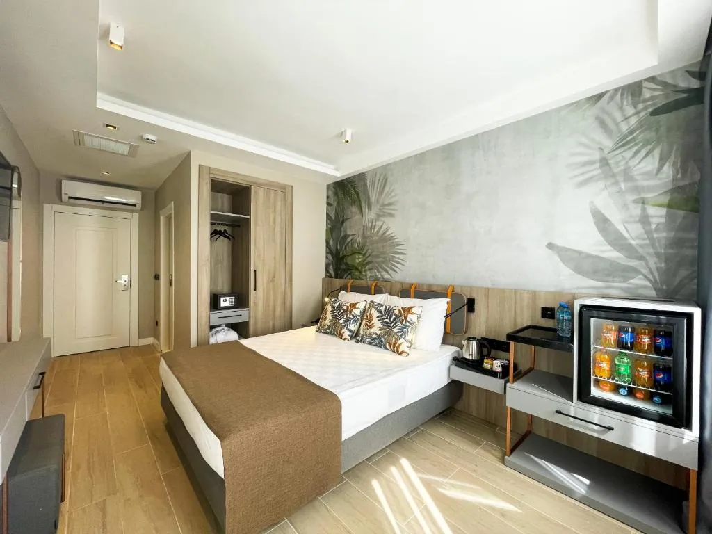 Alessia Hotel SPA Side